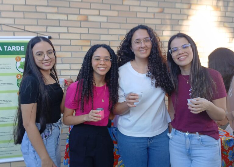 Jardim Terapêutico no CCBS-UFCG: Uma Horta Comunitária na Universidade