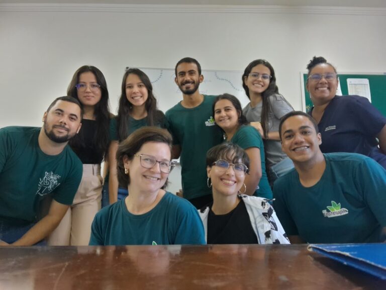 Vivenciando a Gestão Colegiada e Colaborativa nas Reuniões Semanais